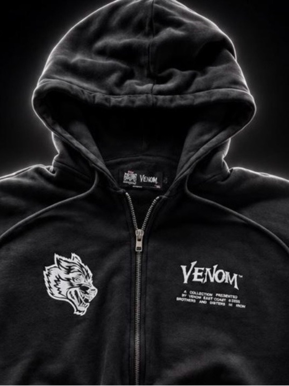 Darc Sport× Marvel Venom ‘Combined Chambers’ Zip Up Hoodie - Size L - NWT - Picture 3 of 4
